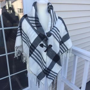 Signature Weekend Shawl/Poncho.